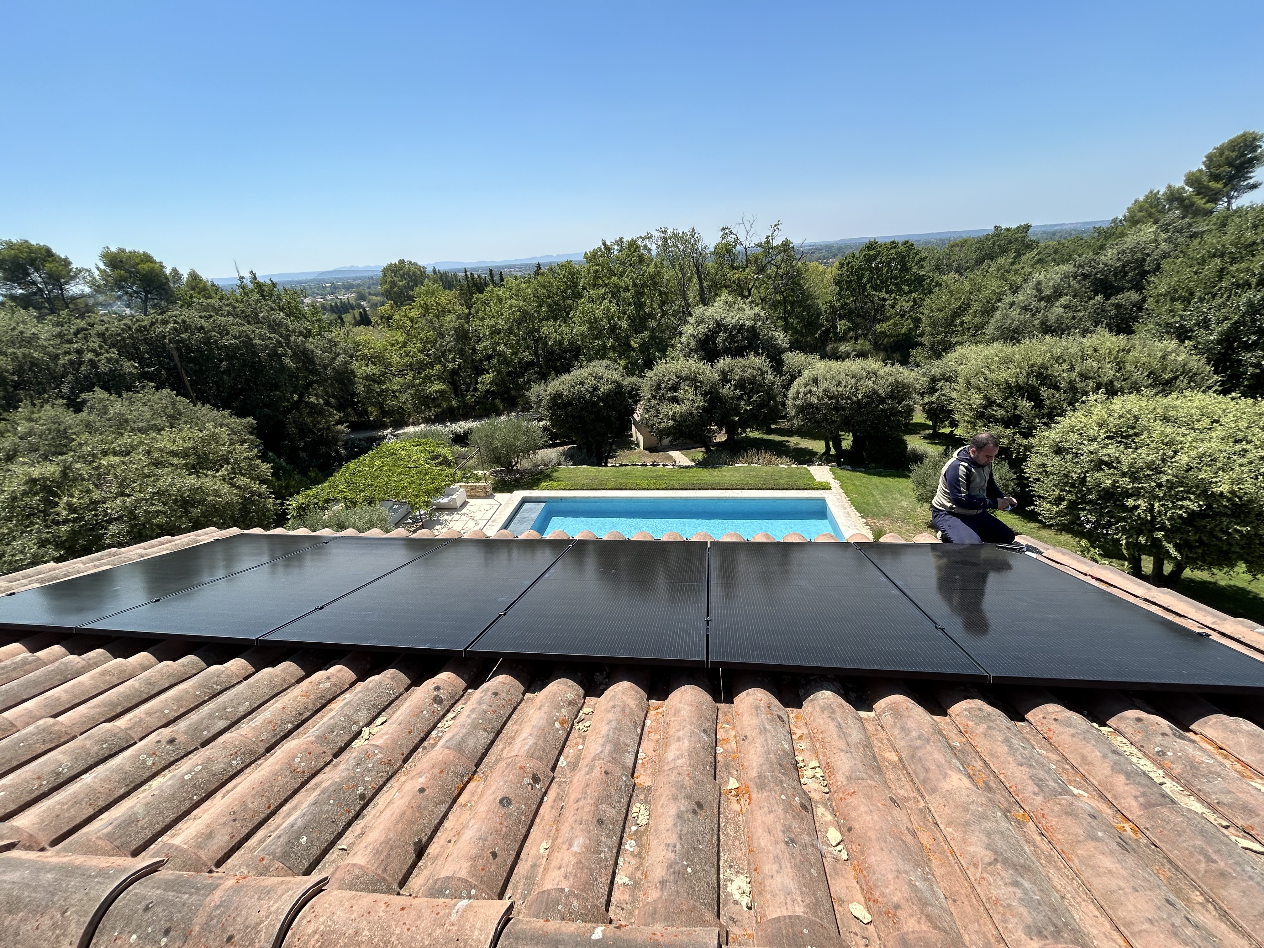 Première image de
              Installation photovoltaïque de 4 kWc à Sorgues