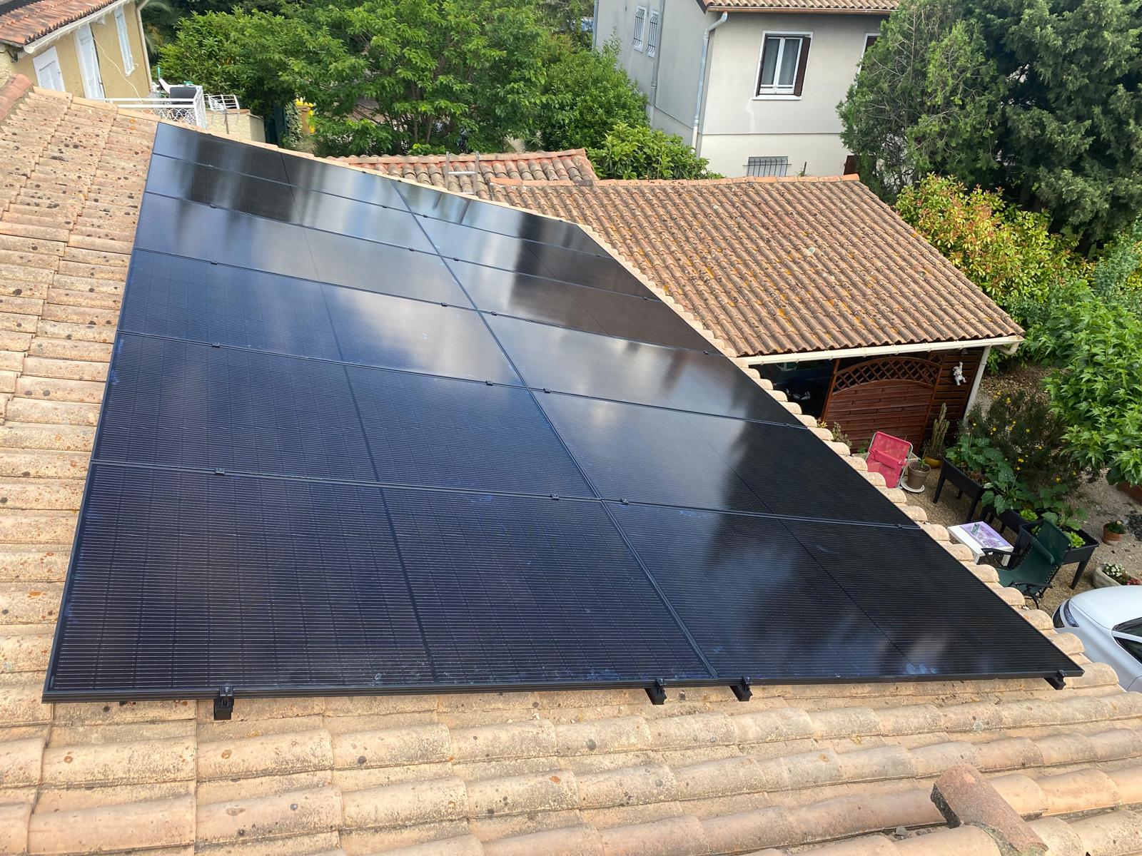 Première image de
              Installation photovoltaïque de 3 kWc à Vedène