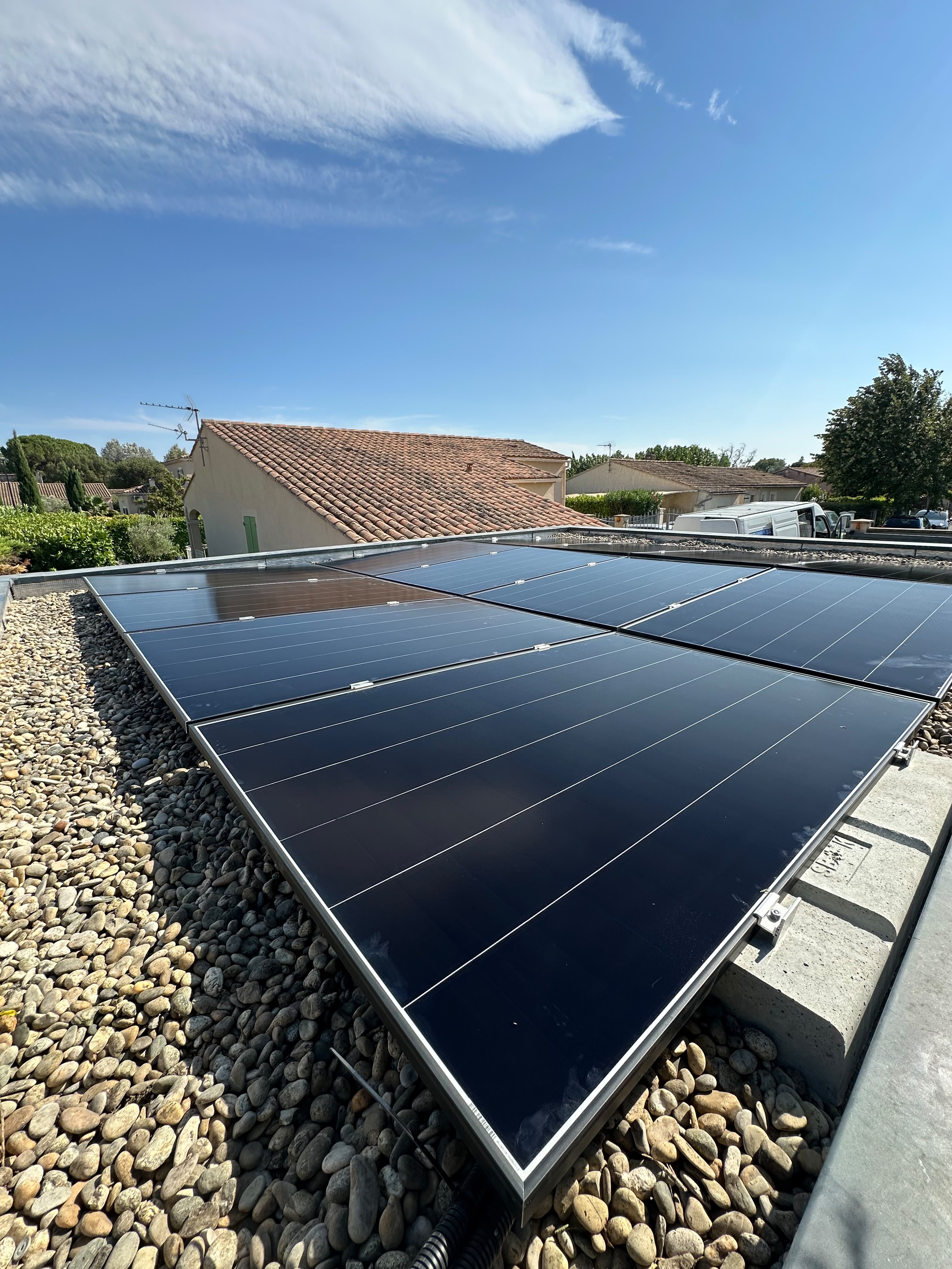 Première image de
              Installation photovoltaïque de 5,88 kWc avec micro-onduleurs Enphase