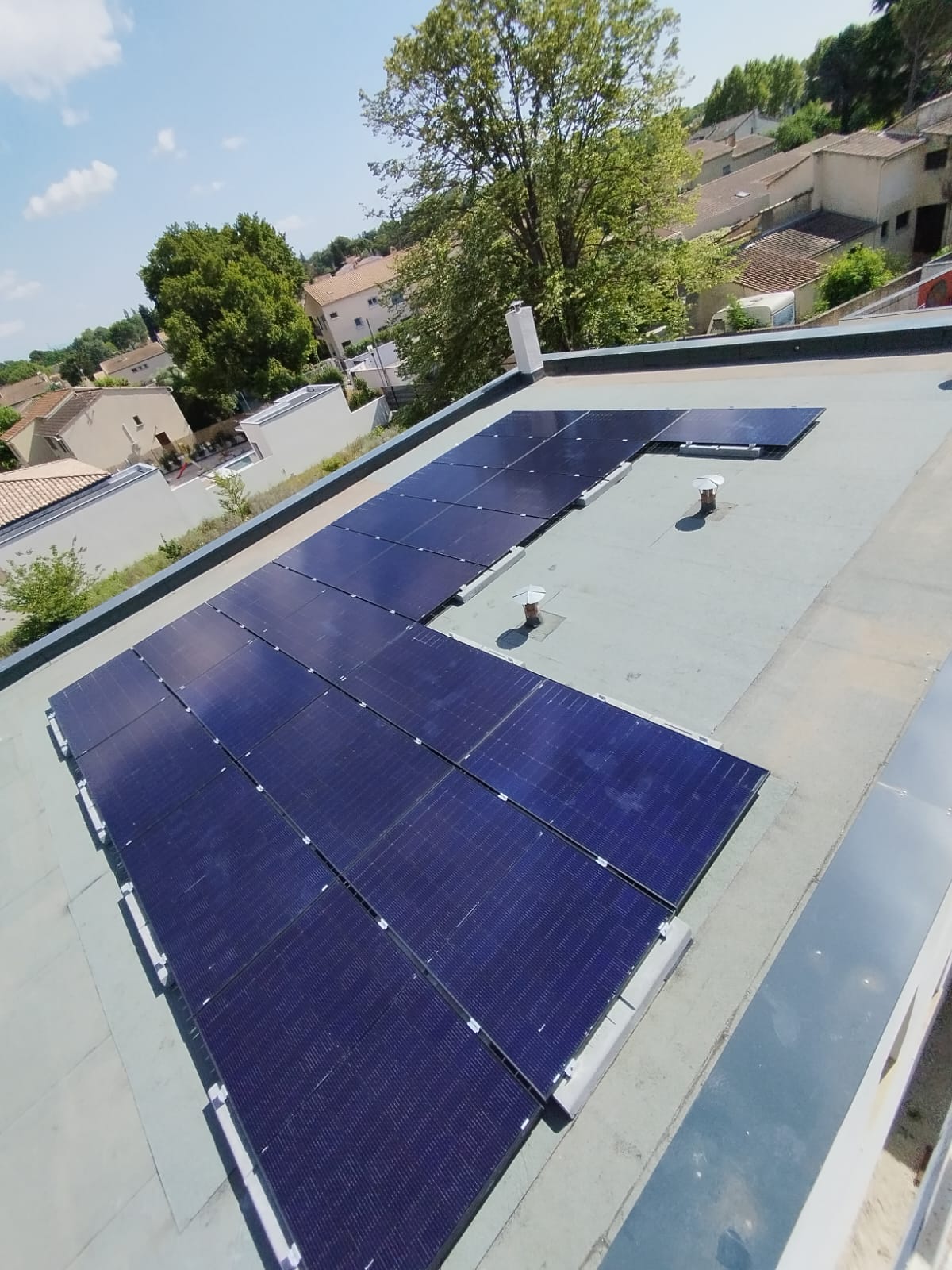 Première image de
              Installation photovoltaïque de 6,24 kWc à Morières-lès-Avignon