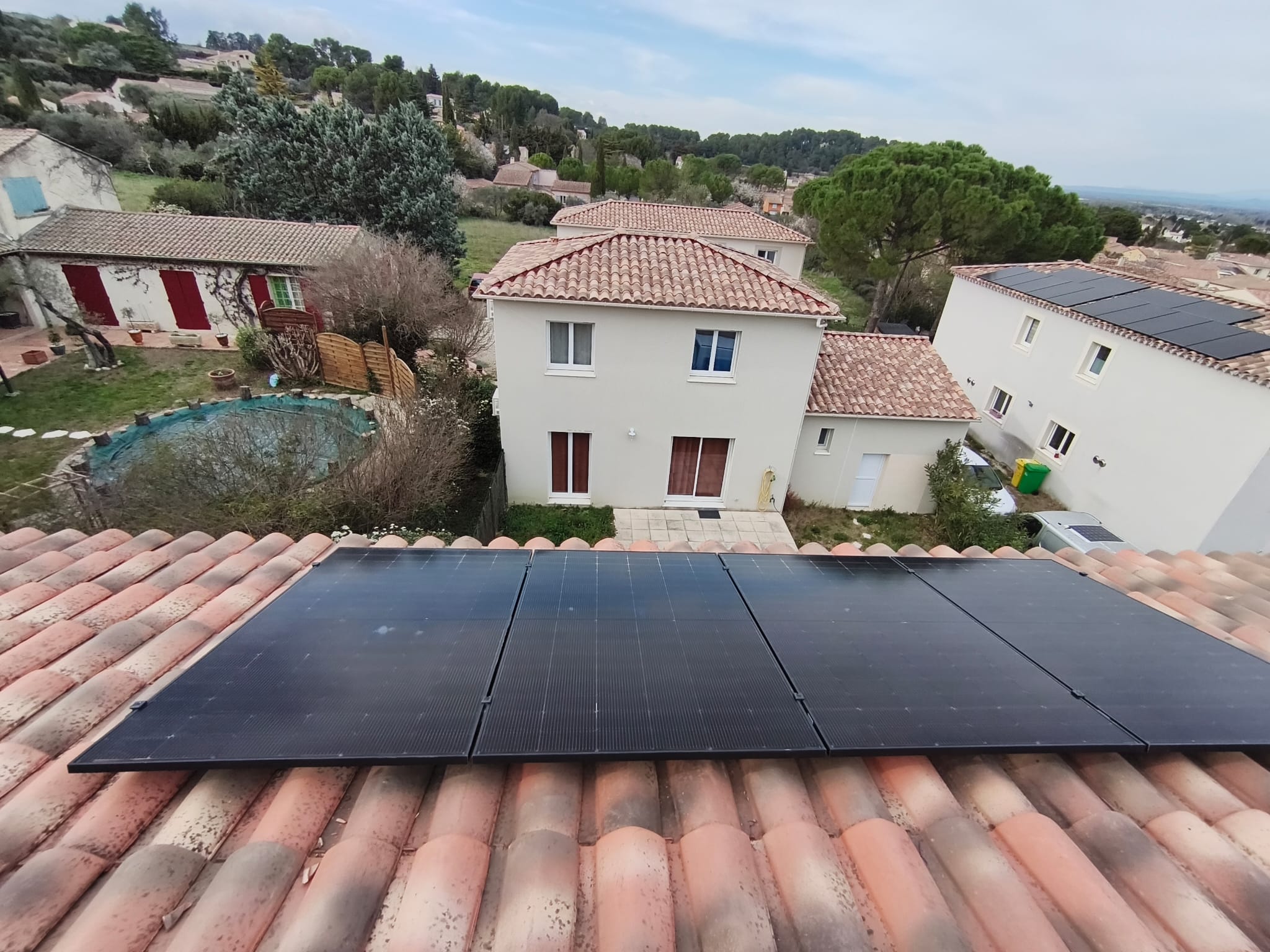Première image de
              Nettoyage d’une installation photovoltaïque de 6,3 kWc à Jonquerettes
